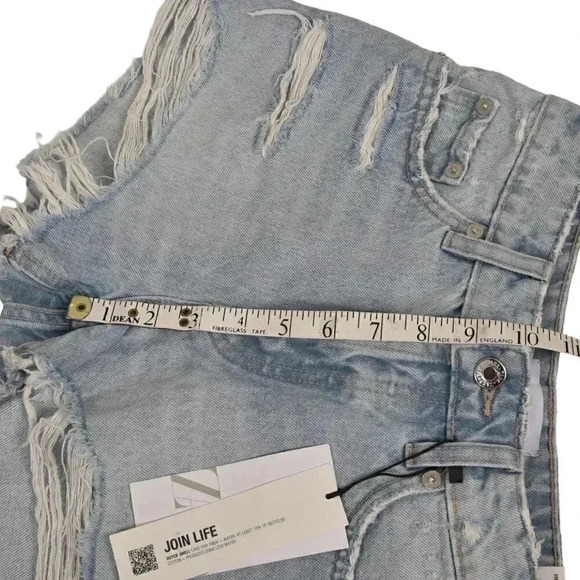 NWT Zara Light Wash Jean Shorts High Rise Distressed Button Fly Size 2 - Picture 10 of 11